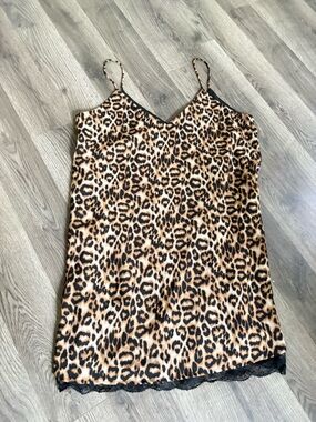 Forever 21 Leopard Print Cami Top in Brown and Black